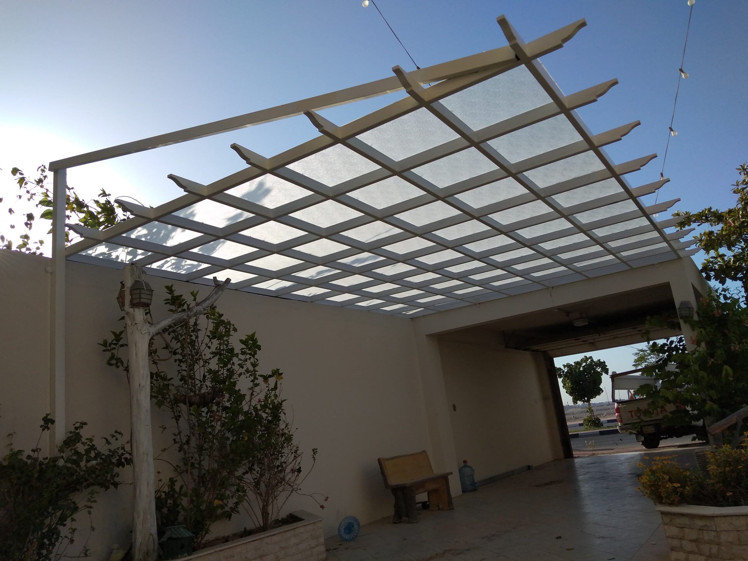 برجولات الرياض بتصاميم مودرن للمنازل والفلل | 0502619170