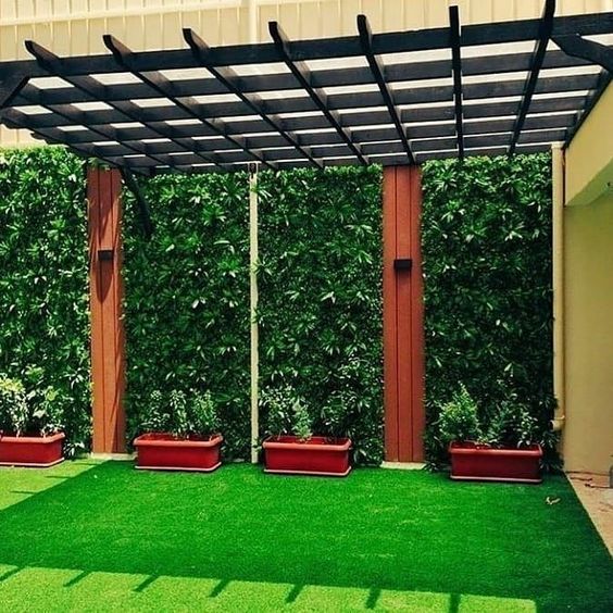 برجولات خشبية بالرياض تضيف لمسة جمالية للحدائق
